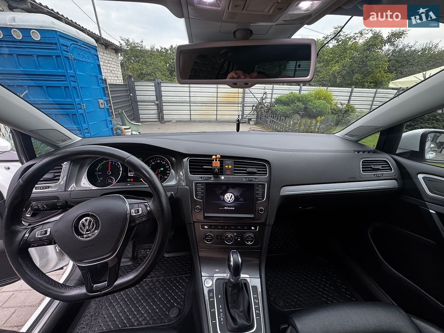 Volkswagen e-Golf 2015 VIN WVWZZZAUZGW906737 фото оголошення 12 з 15