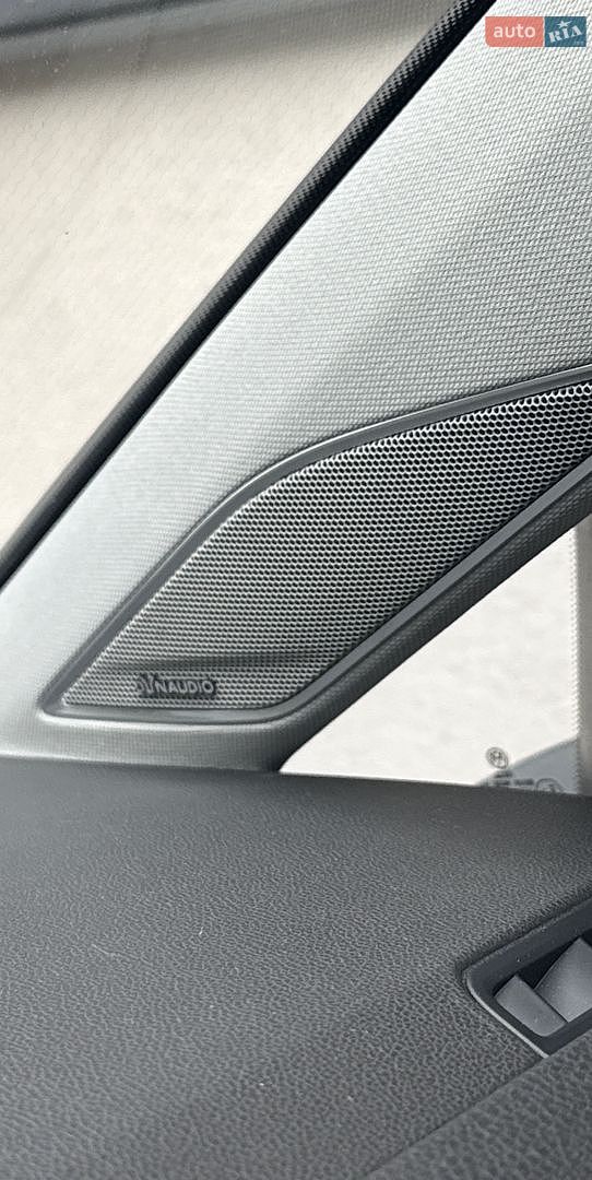 Volkswagen e-Golf 2015 VIN WVWZZZAUZGW906737 фото оголошення 13 з 15