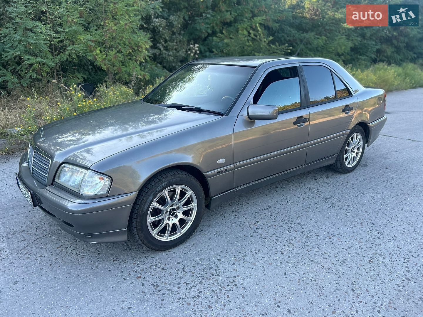 Mercedes-Benz C-Class 1998 VIN WDB2020181A695663 фото оголошення 5 з 8