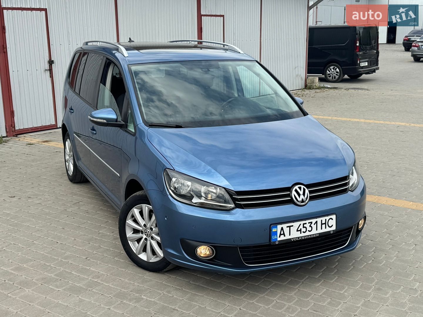 Volkswagen Touran 2011 VIN WVGZZZ1TZBW084681 фото оголошення 13 з 68