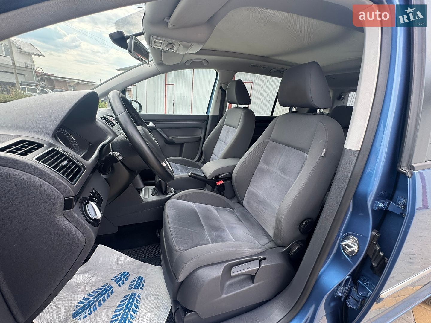 Volkswagen Touran 2011 VIN WVGZZZ1TZBW084681 фото оголошення 31 з 68