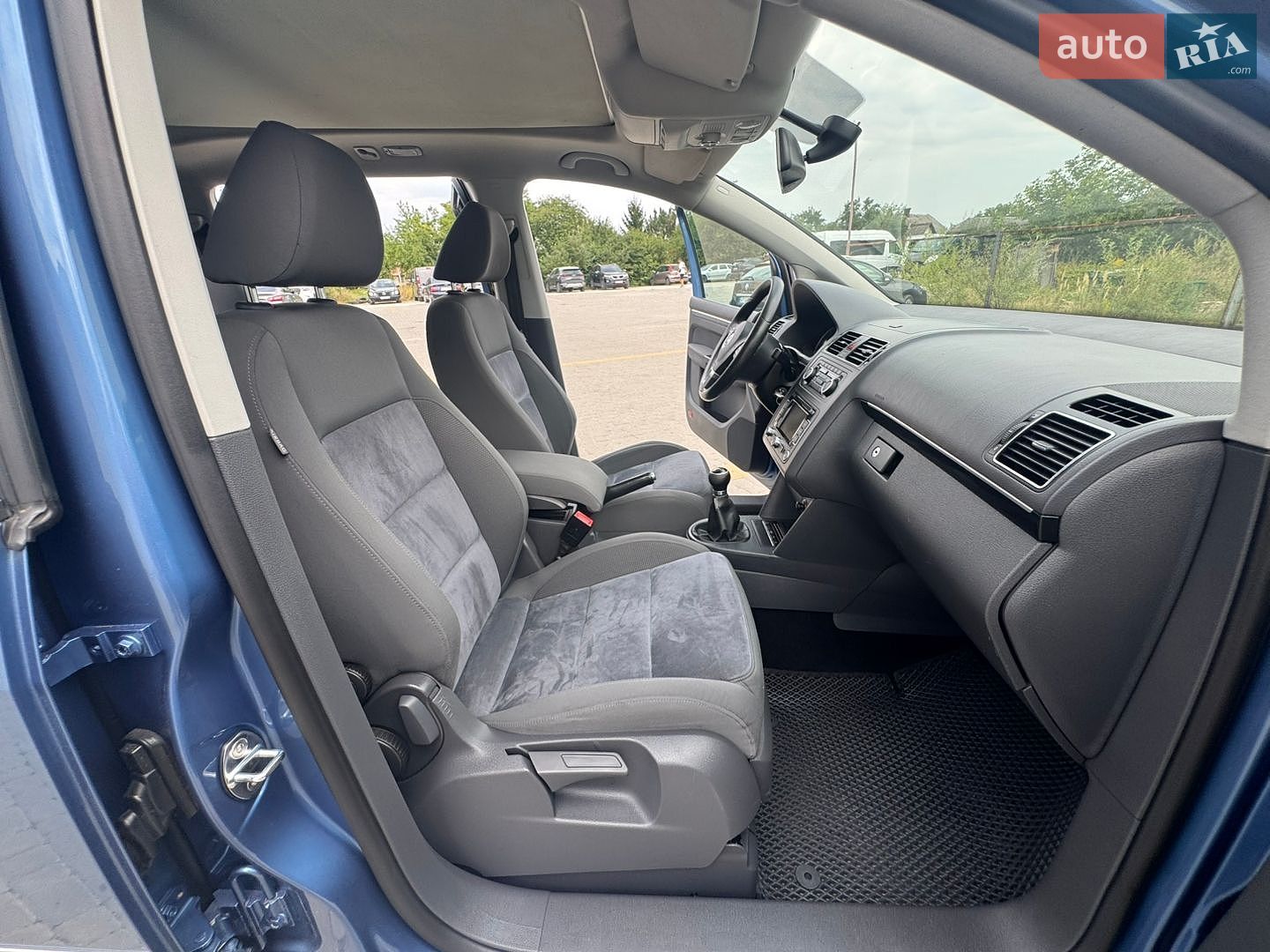 Volkswagen Touran 2011 VIN WVGZZZ1TZBW084681 фото оголошення 50 з 68