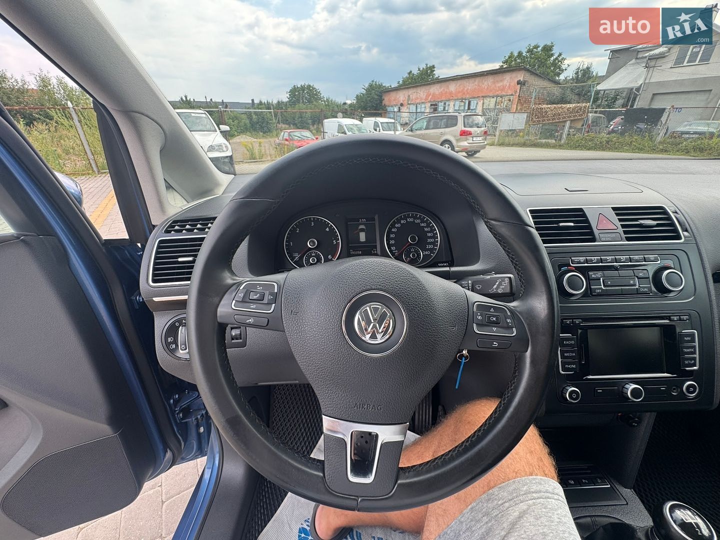Volkswagen Touran 2011 VIN WVGZZZ1TZBW084681 фото оголошення 58 з 68