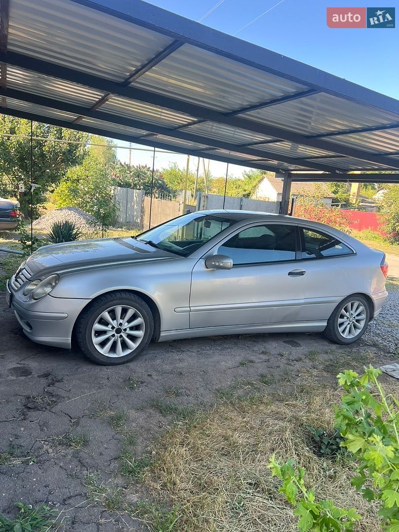 Mercedes-Benz C-Class 2001 VIN WDB2037351A266562 фото оголошення 2 з 18