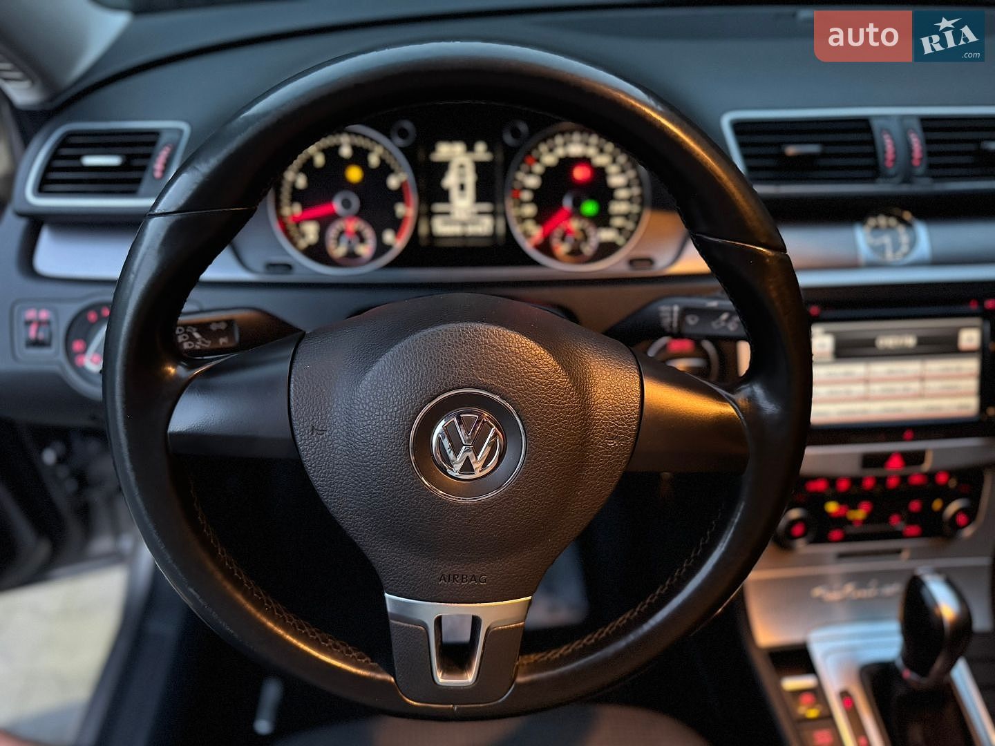 Volkswagen Passat 2011 VIN WVWZZZ3CZBP327057 фото оголошення 19 з 35