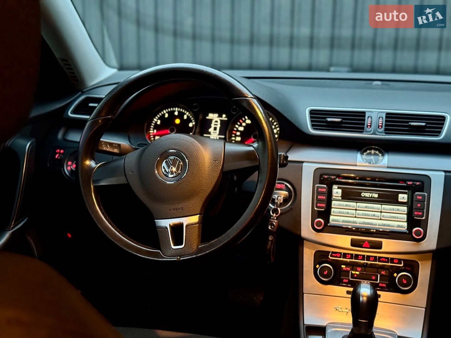 Volkswagen Passat 2011 VIN WVWZZZ3CZBP327057 фото оголошення 22 з 35