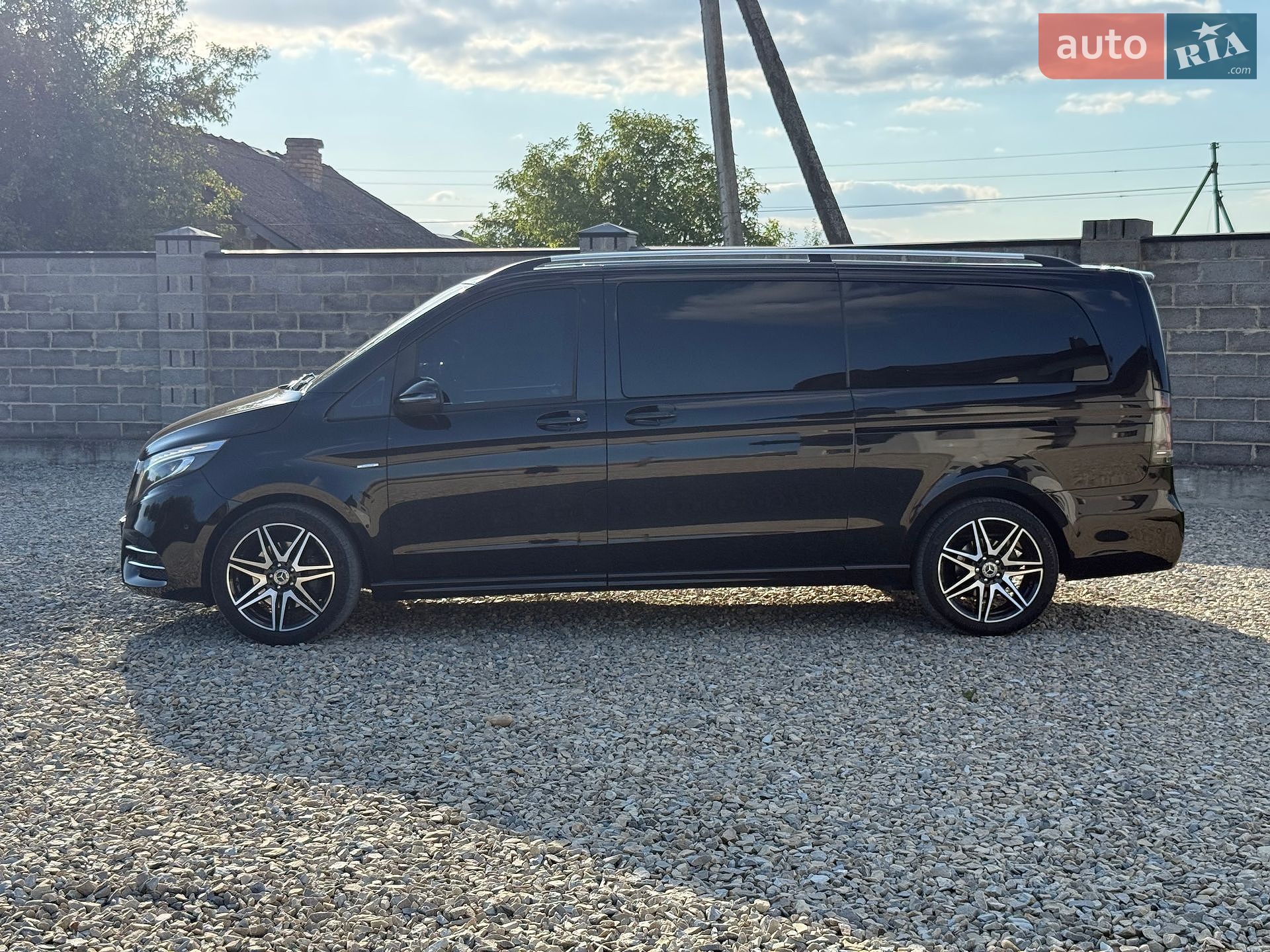 Mercedes-Benz V-Class 2017 VIN WDF44781513266295 фото оголошення 13 з 45