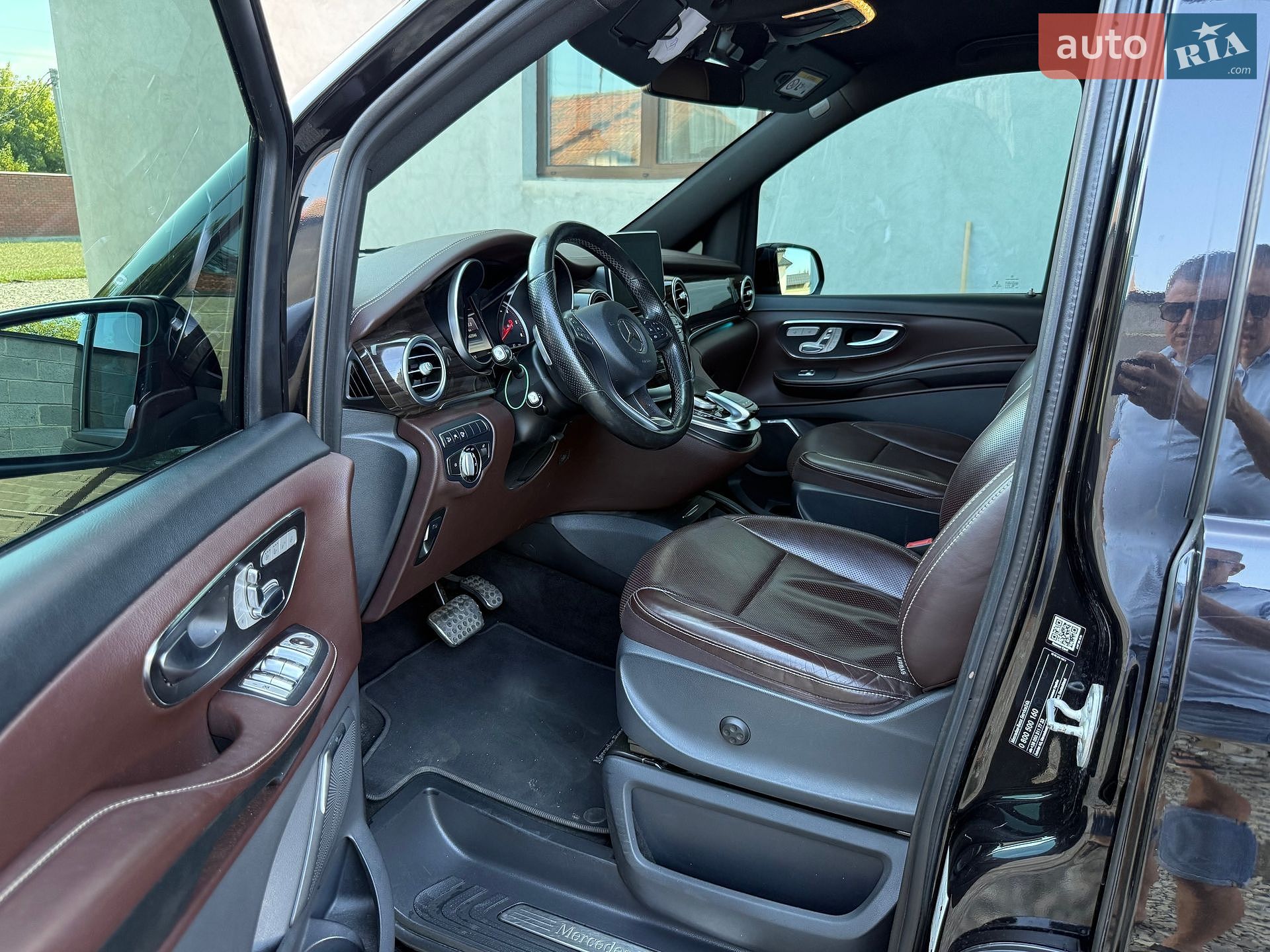 Mercedes-Benz V-Class 2017 VIN WDF44781513266295 фото оголошення 2 з 46