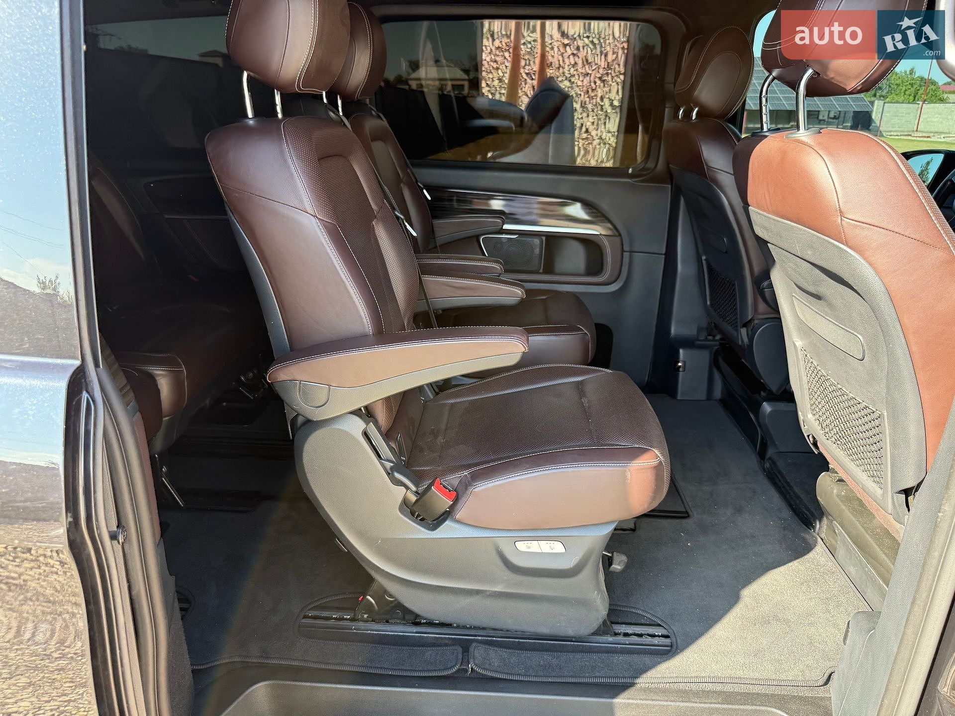 Mercedes-Benz V-Class 2017 VIN WDF44781513266295 фото оголошення 38 з 46