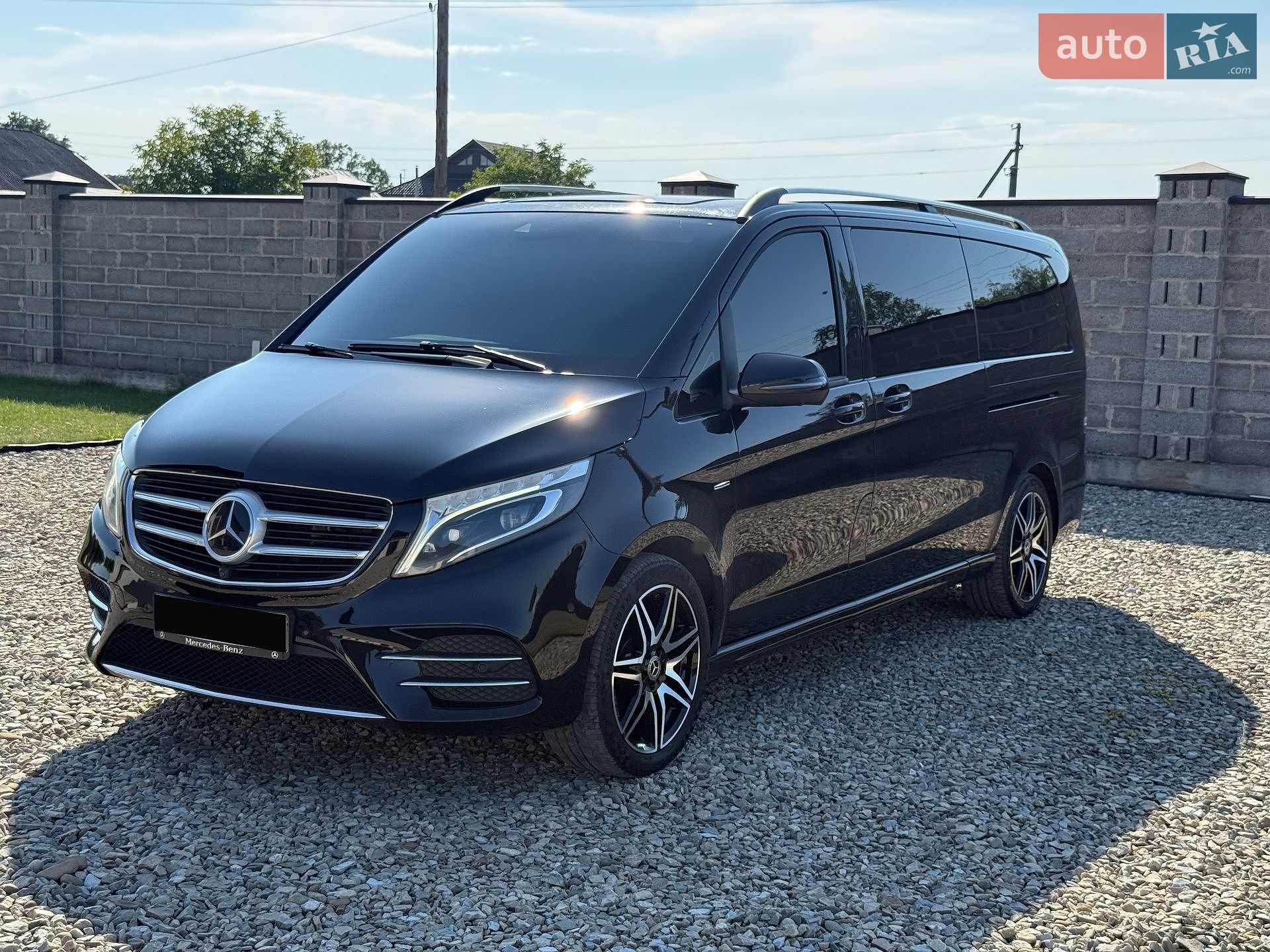 Mercedes-Benz V-Class 2017 VIN WDF44781513266295 фото оголошення 35 з 45