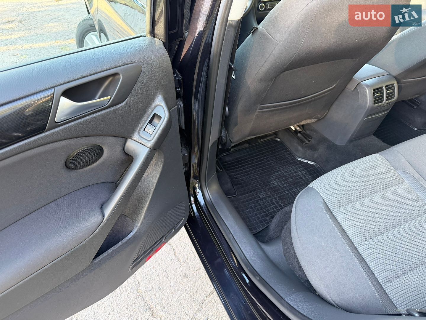 Volkswagen Golf 2010 VIN WVWZZZ1KZAP173883 фото оголошення 14 з 17