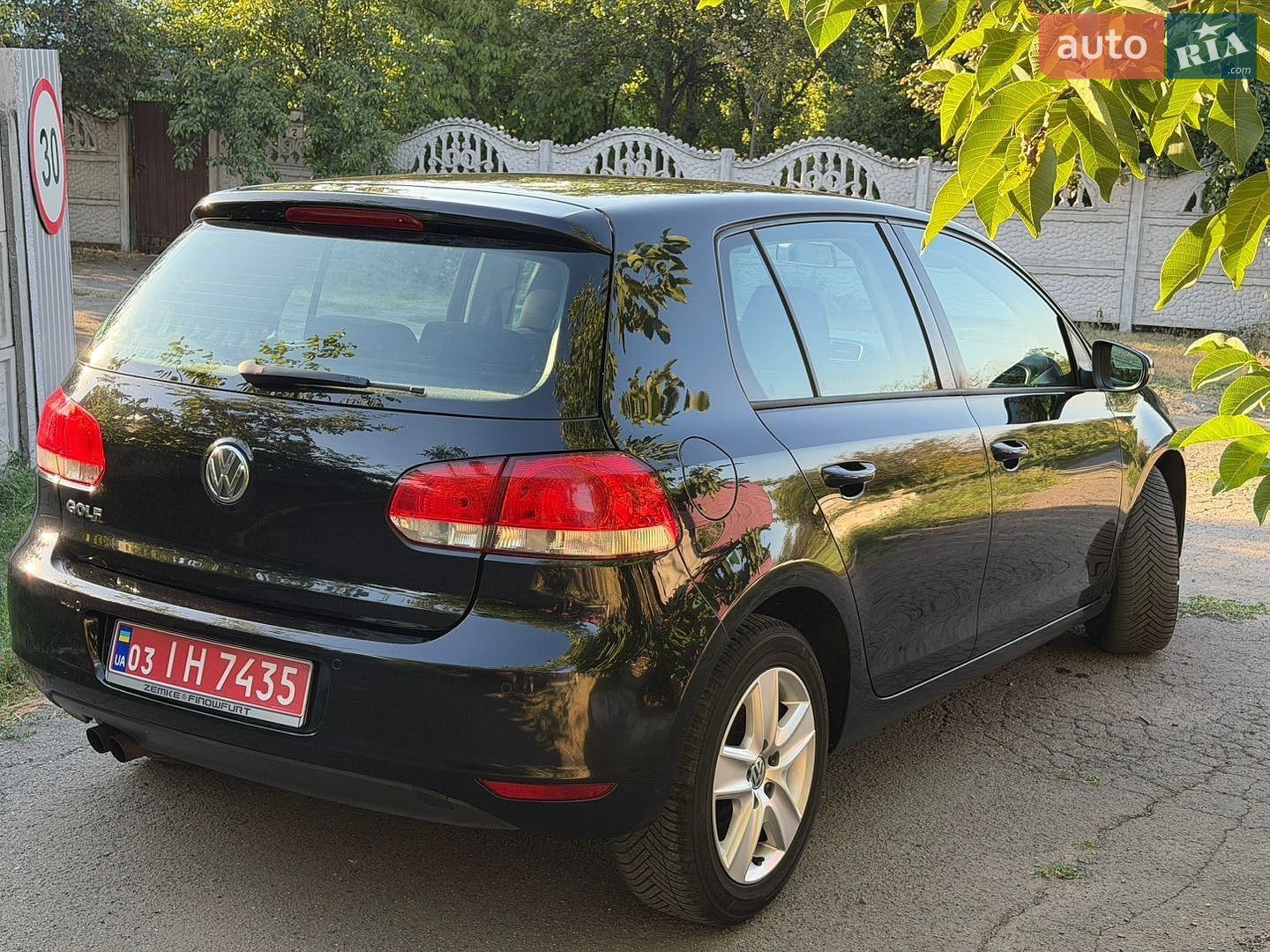 Volkswagen Golf 2010 VIN WVWZZZ1KZAP173883 фото оголошення 3 з 17