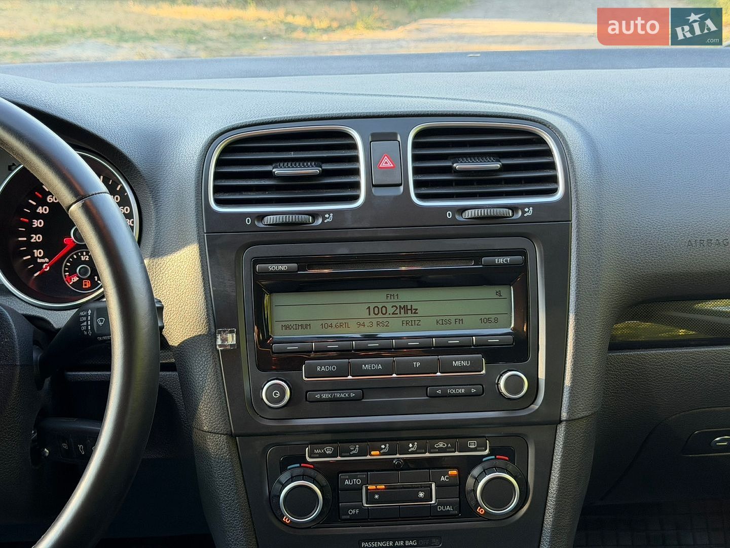 Volkswagen Golf 2010 VIN WVWZZZ1KZAP173883 фото оголошення 10 з 17