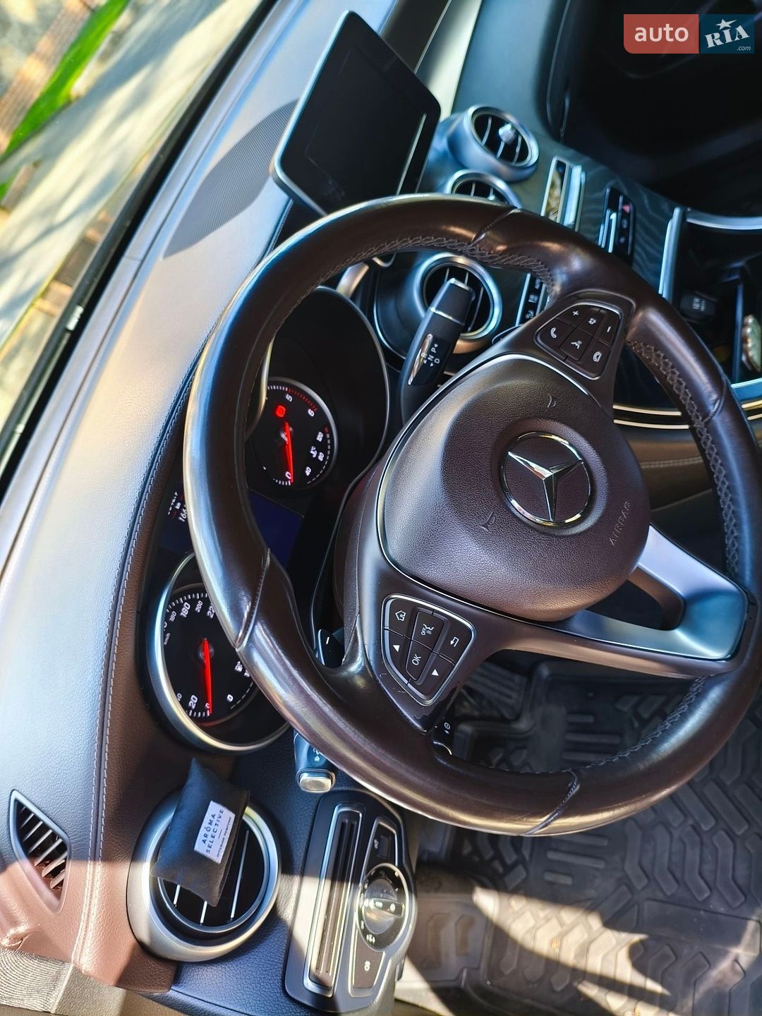 Mercedes-Benz GLC-Class 2016 VIN WDC2539051F123048 фото оголошення 20 з 30