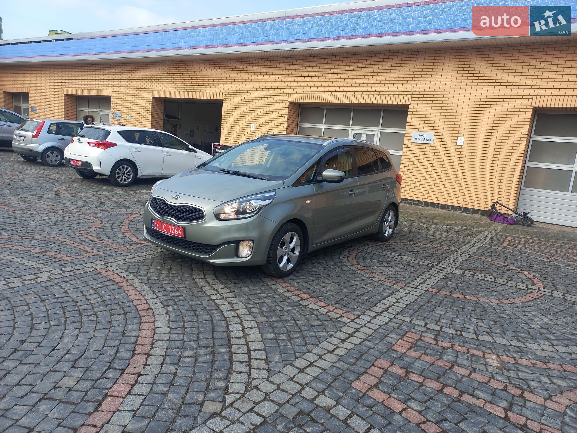 Kia Carens 2014 VIN KNAHU811AE7065825 фото оголошення 38 з 43