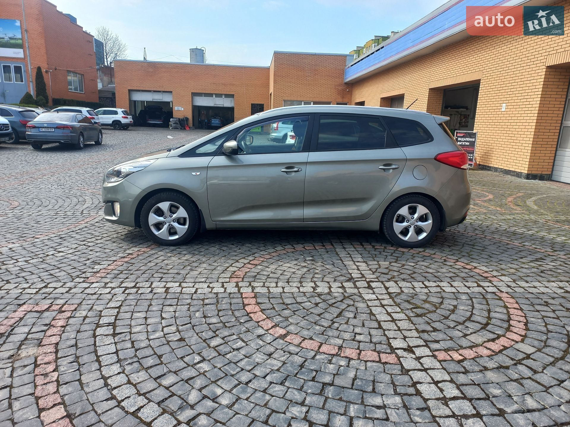 Kia Carens 2014 VIN KNAHU811AE7065825 фото оголошення 39 з 43