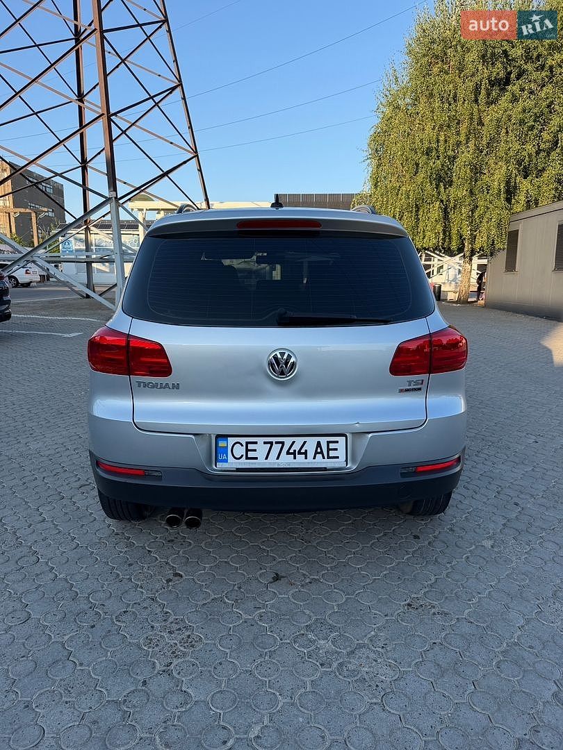 Volkswagen Tiguan 2016 VIN WVGBV7AX0HK021778 фото оголошення 7 з 26