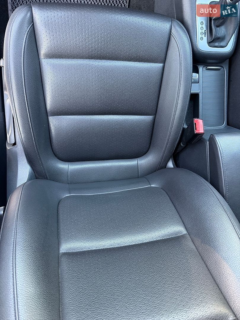 Volkswagen Tiguan 2016 VIN WVGBV7AX0HK021778 фото оголошення 20 з 26