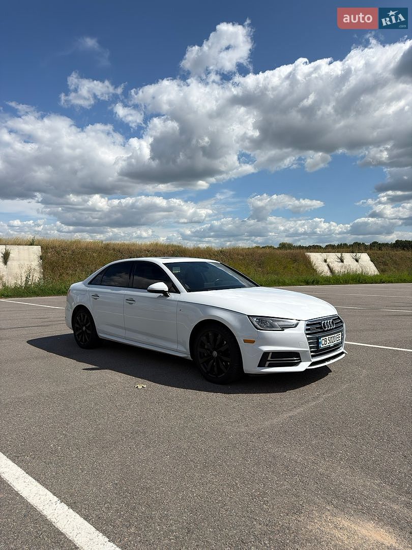 Audi A4 2018 VIN WAUDNAF43JN010039 фото оголошення 2 з 26