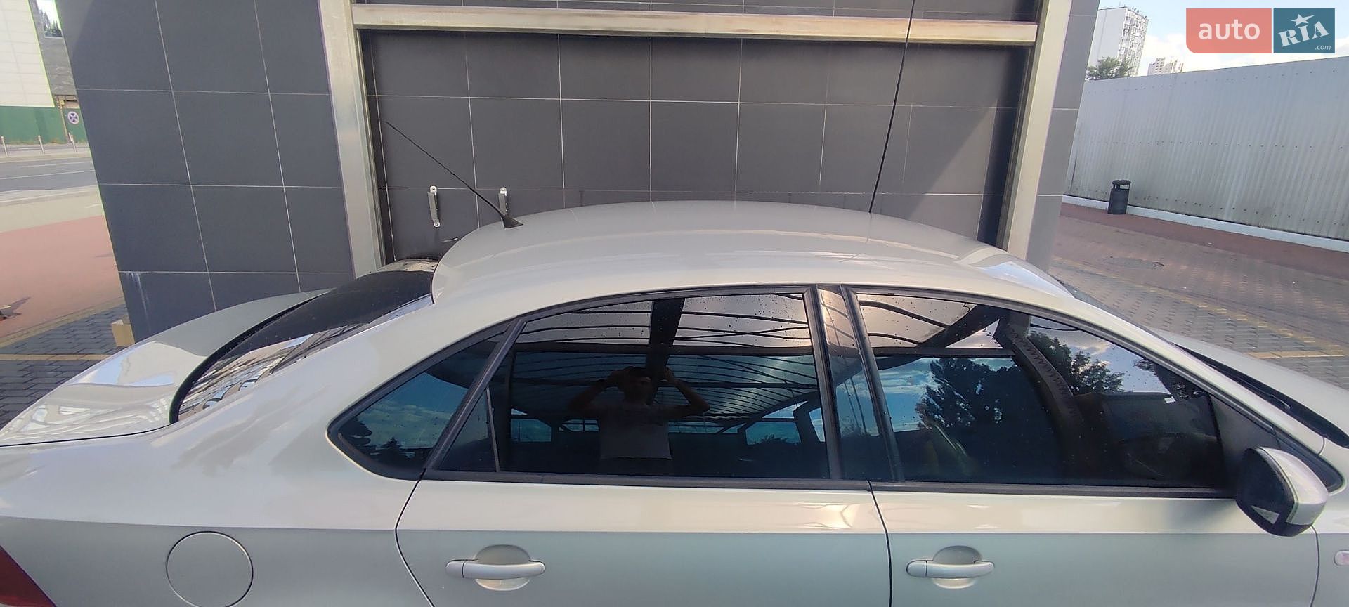 Volkswagen Polo 2011 VIN XW8ZZZ61ZCG011033 фото оголошення 3 з 31