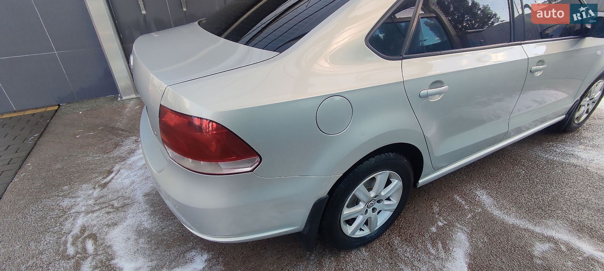 Volkswagen Polo 2011 VIN XW8ZZZ61ZCG011033 фото оголошення 7 з 31