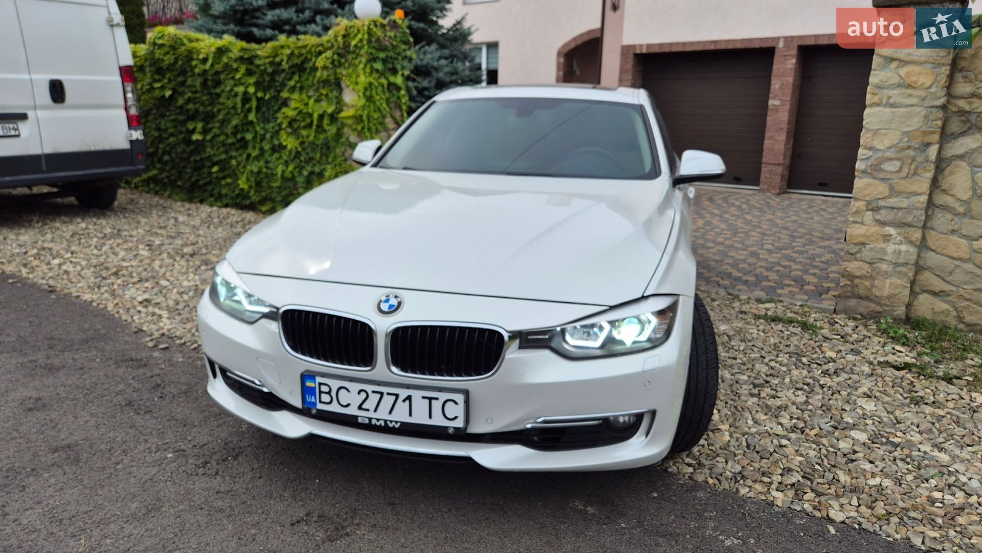 BMW 3 Series 2013 VIN WBA3A5C51DF601402 фото оголошення 3 з 34