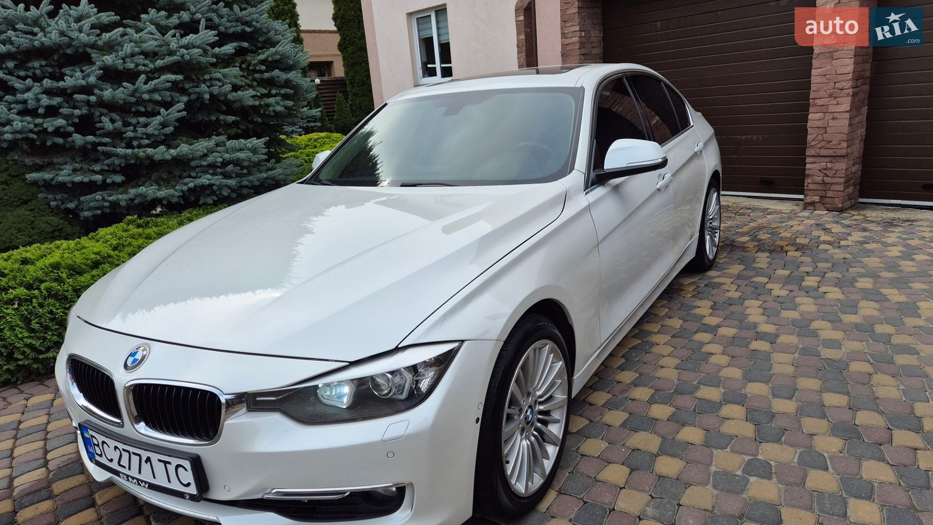 BMW 3 Series 2013 VIN WBA3A5C51DF601402 фото оголошення 2 з 34