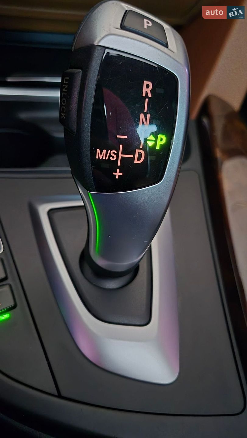 BMW 3 Series 2013 VIN WBA3A5C51DF601402 фото оголошення 18 з 34