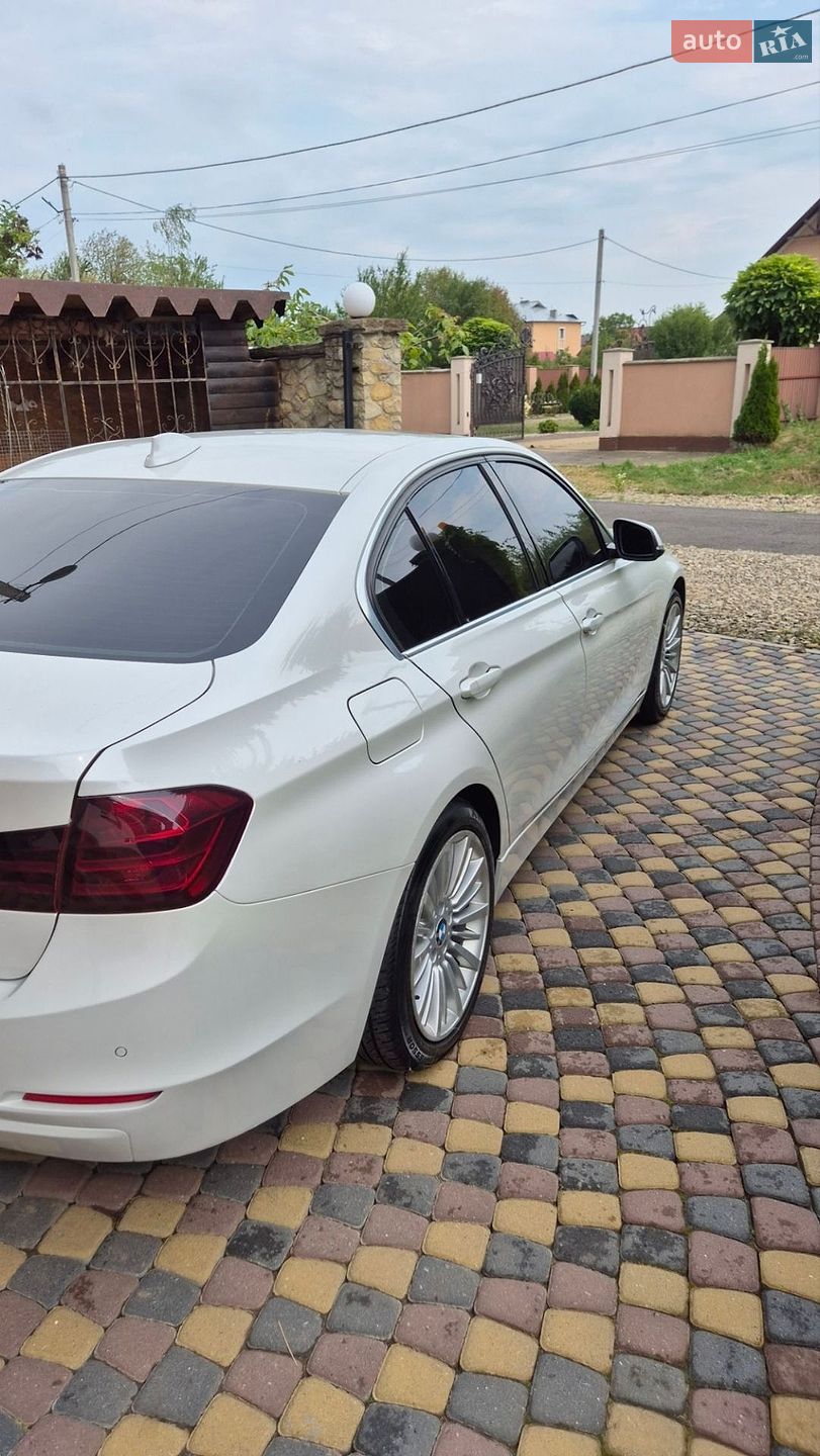 BMW 3 Series 2013 VIN WBA3A5C51DF601402 фото оголошення 29 з 34
