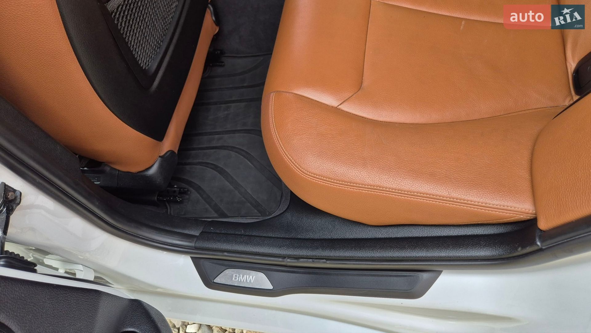 BMW 3 Series 2013 VIN WBA3A5C51DF601402 фото оголошення 32 з 34