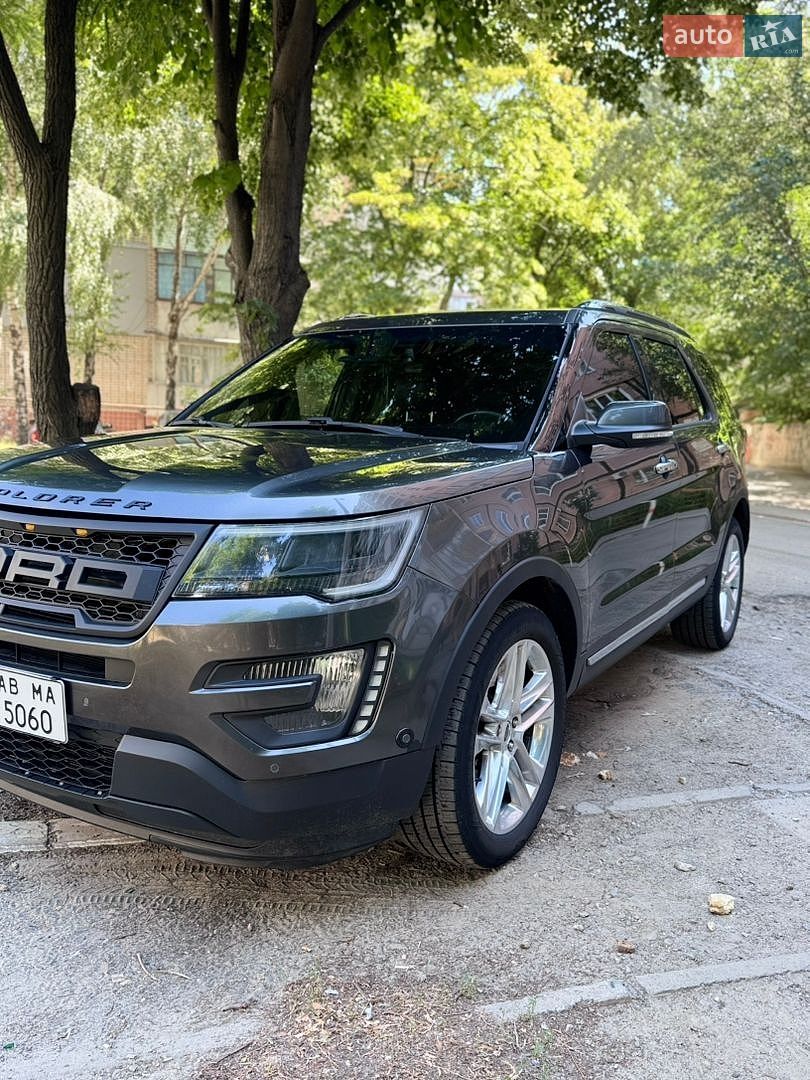 Ford Explorer 2017 VIN 1FM5K8F88HGD75788 фото оголошення 7 з 39