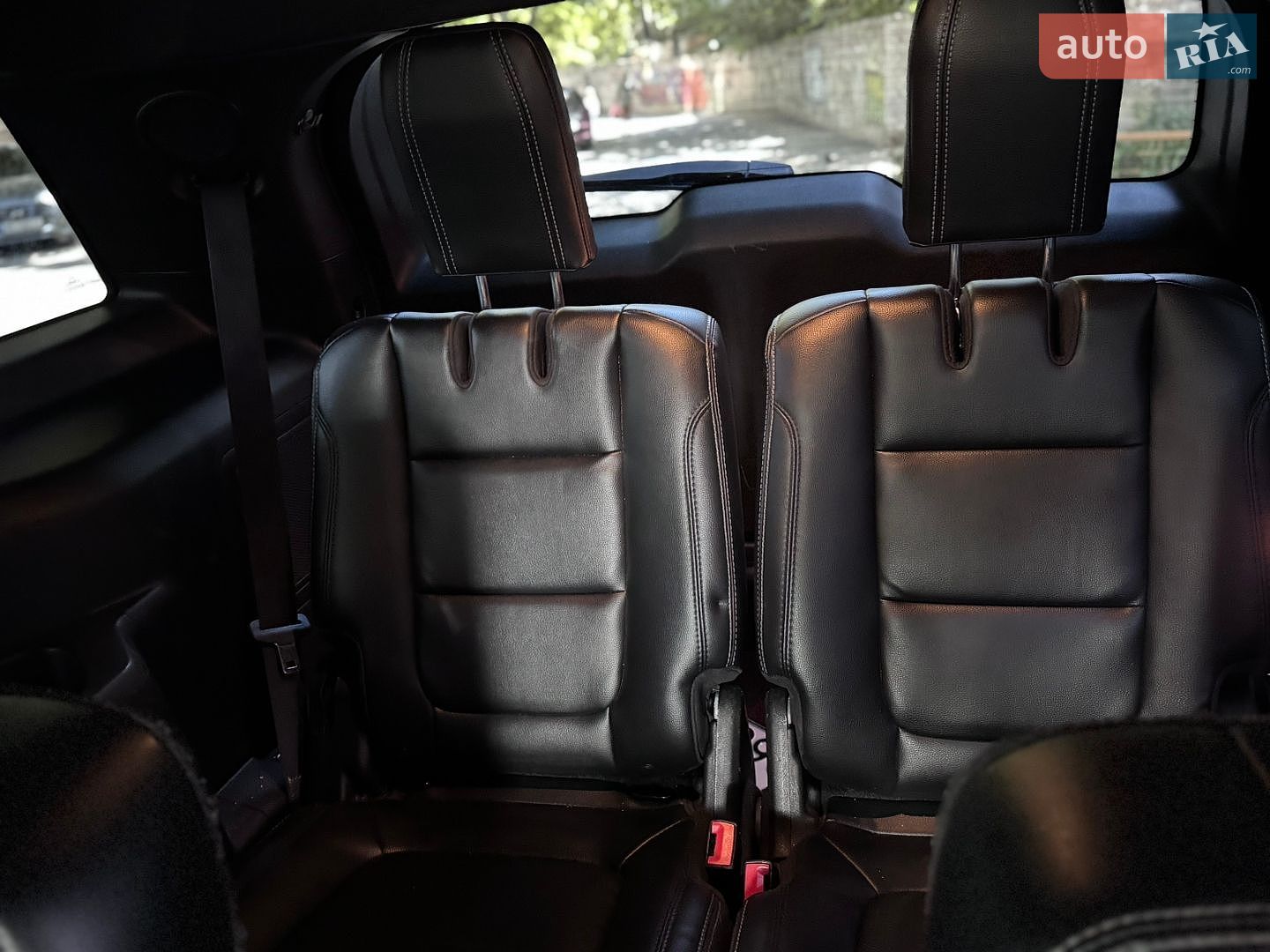 Ford Explorer 2017 VIN 1FM5K8F88HGD75788 фото оголошення 26 з 39