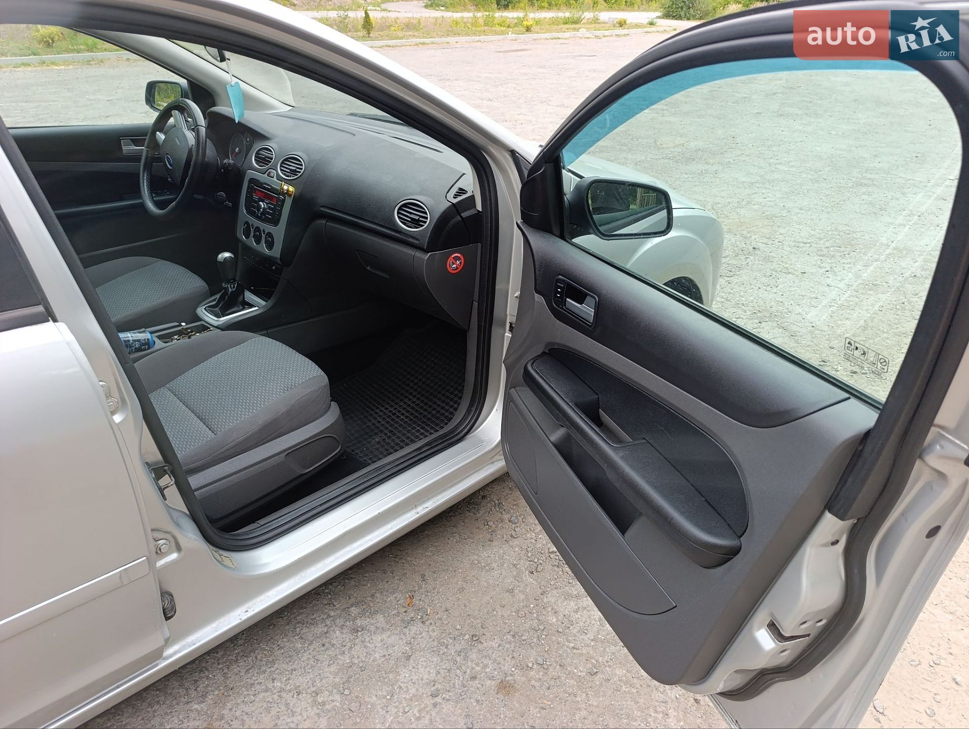 Ford Focus 2007 VIN WF0WXXGCDW7J29933 фото оголошення 10 з 14