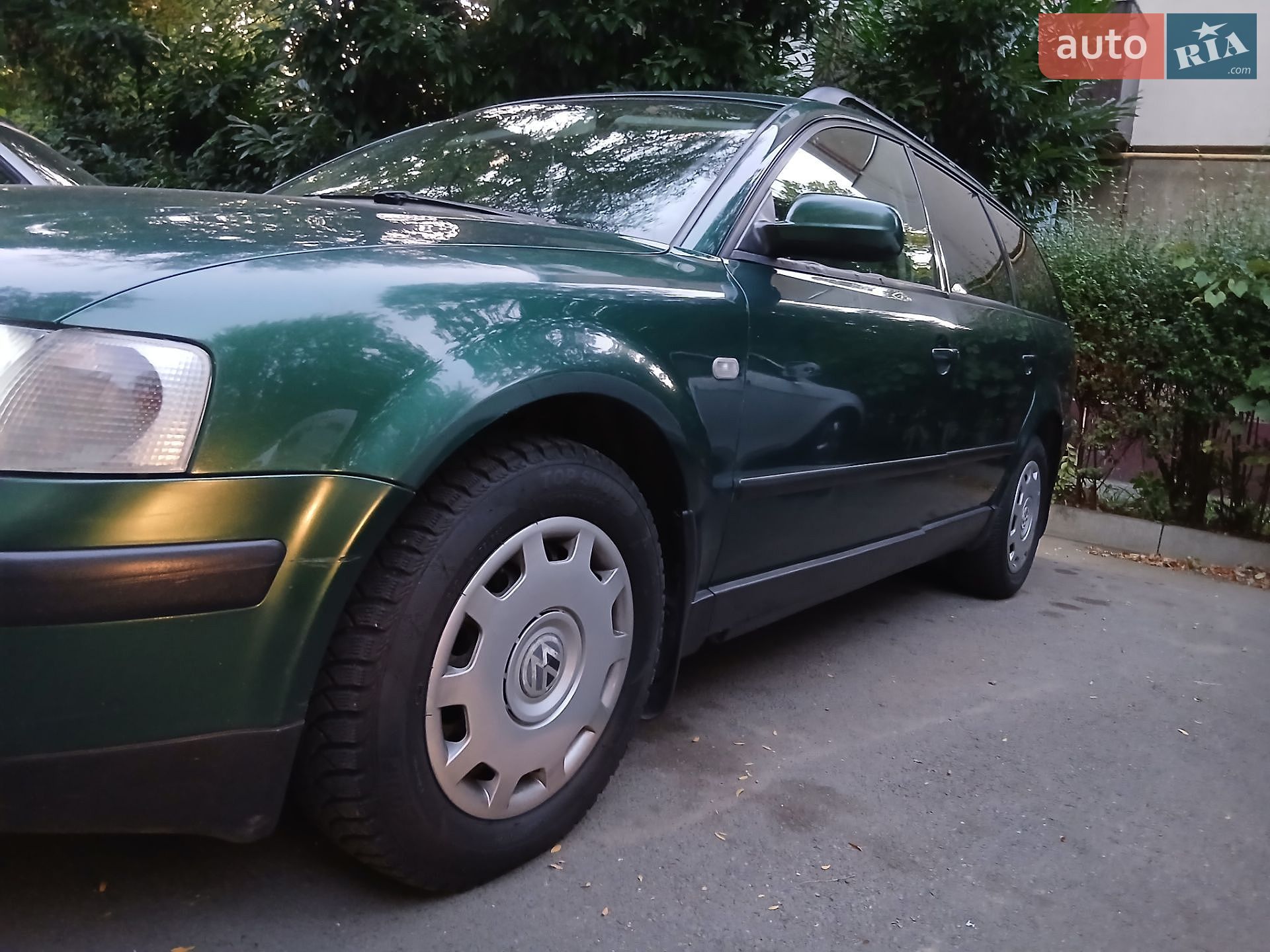 Volkswagen Passat 2000 VIN WVWZZZ3BZYE393824 фото оголошення 3 з 5