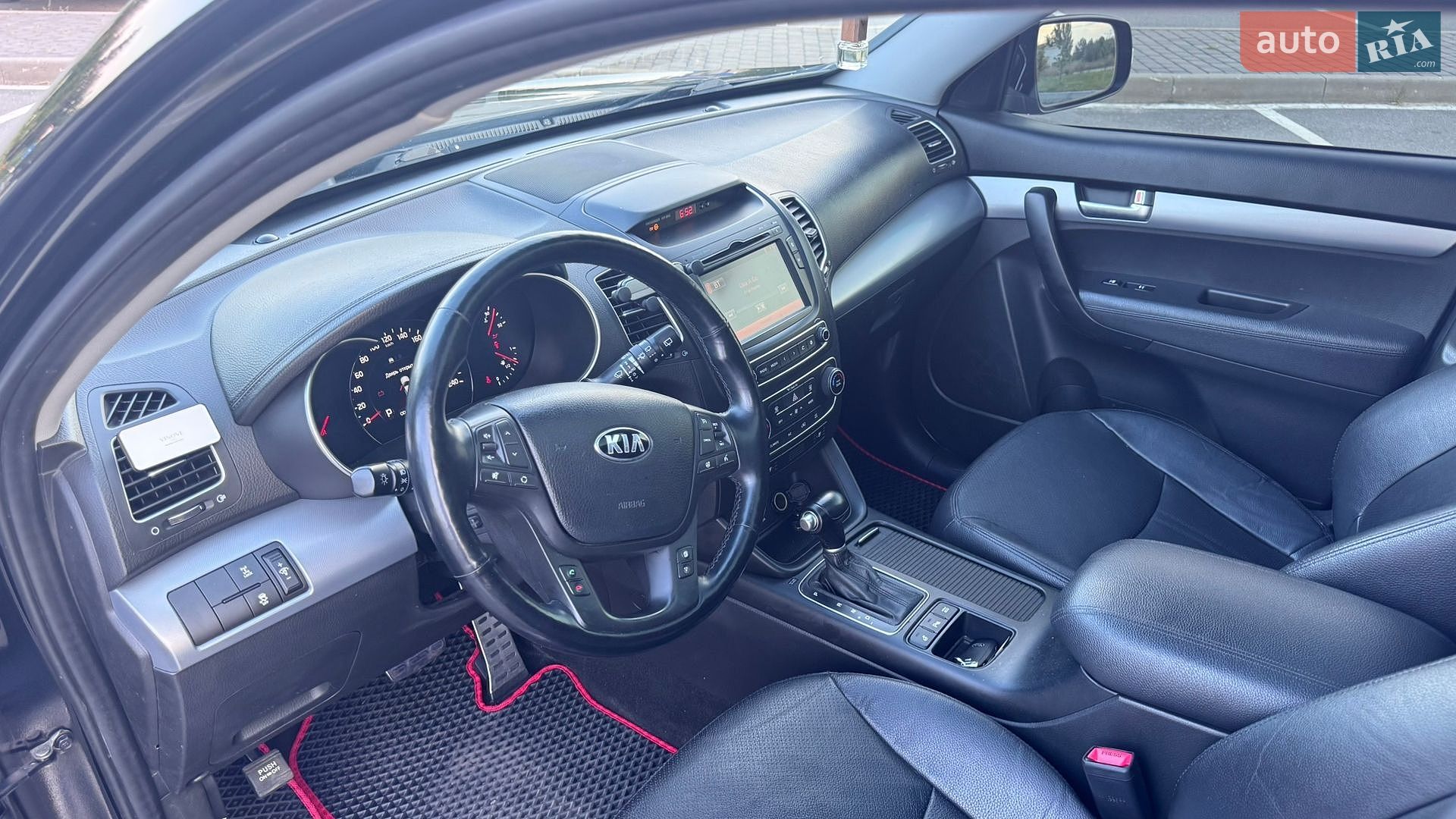 Kia Sorento 2013 VIN KNAKU814DD5439806 фото оголошення 6 з 14