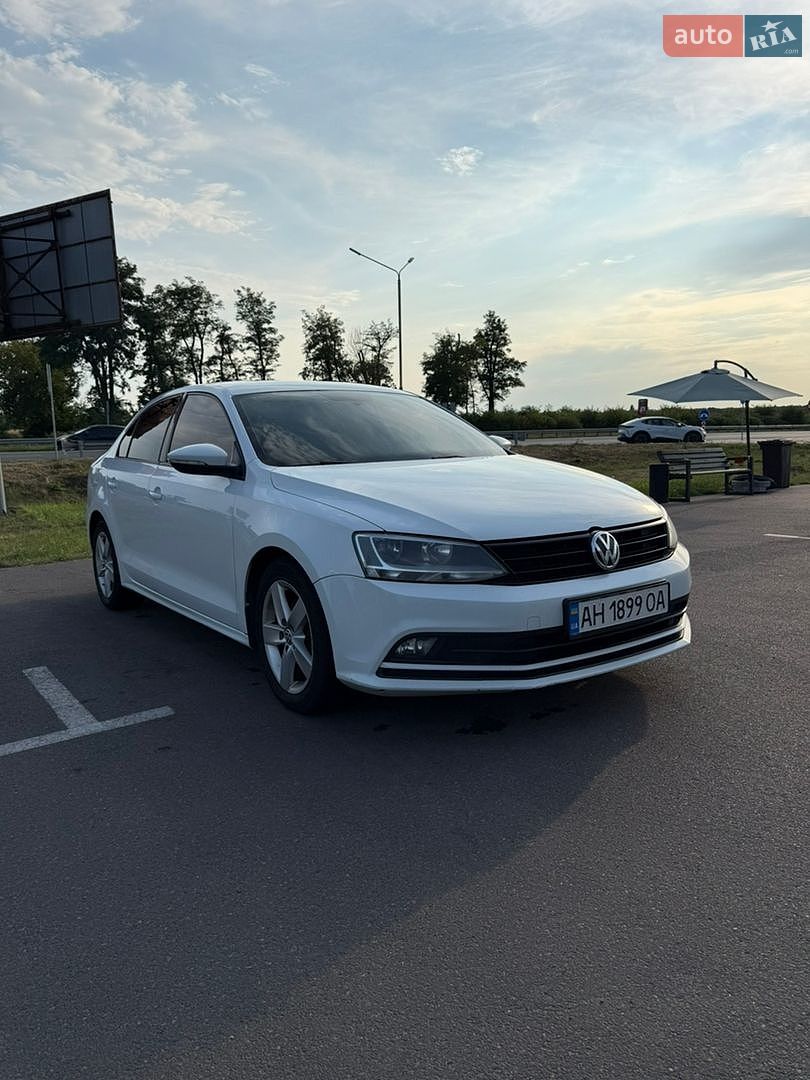 Volkswagen Jetta 2016 VIN WVWZZZ16ZGM016099 фото оголошення 4 з 22