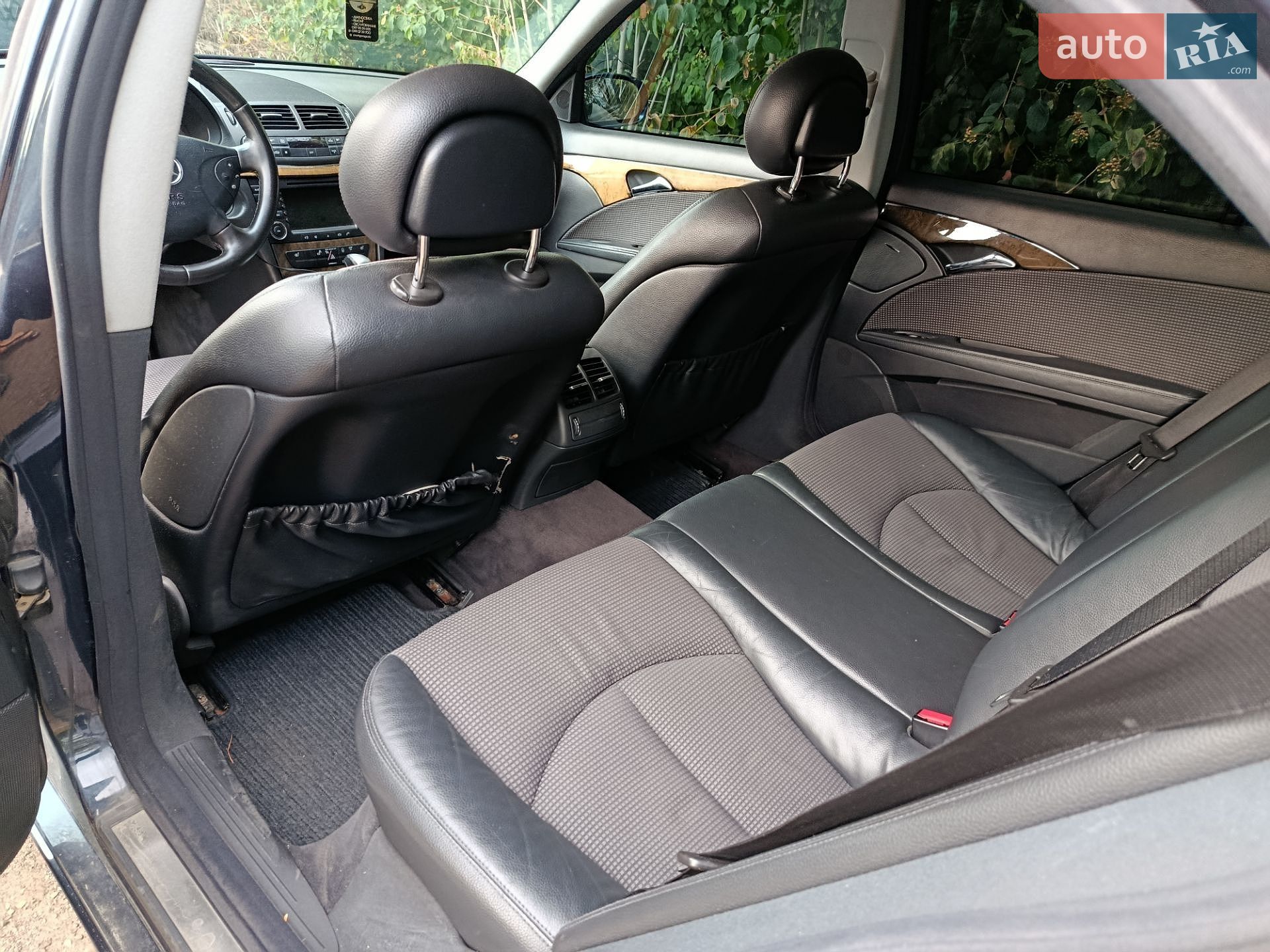 Mercedes-Benz E-Class 2004 VIN WDB2110261A608009 фото оголошення 3 з 11