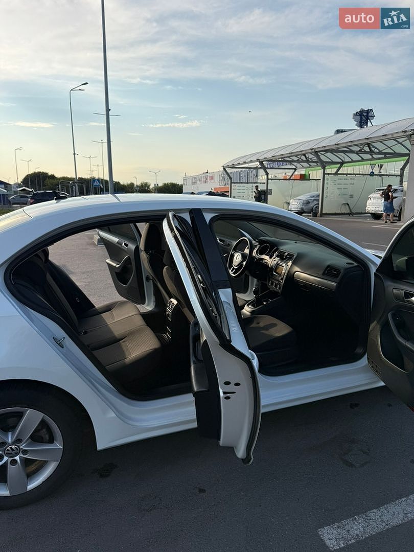 Volkswagen Jetta 2016 VIN WVWZZZ16ZGM016099 фото оголошення 17 з 22