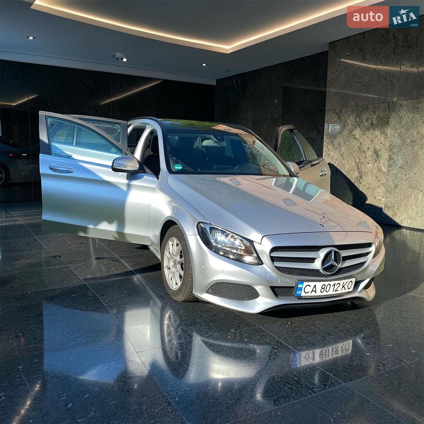 Mercedes-Benz C-Class 2015 VIN WDD2052371F181249 фото оголошення 4 з 43