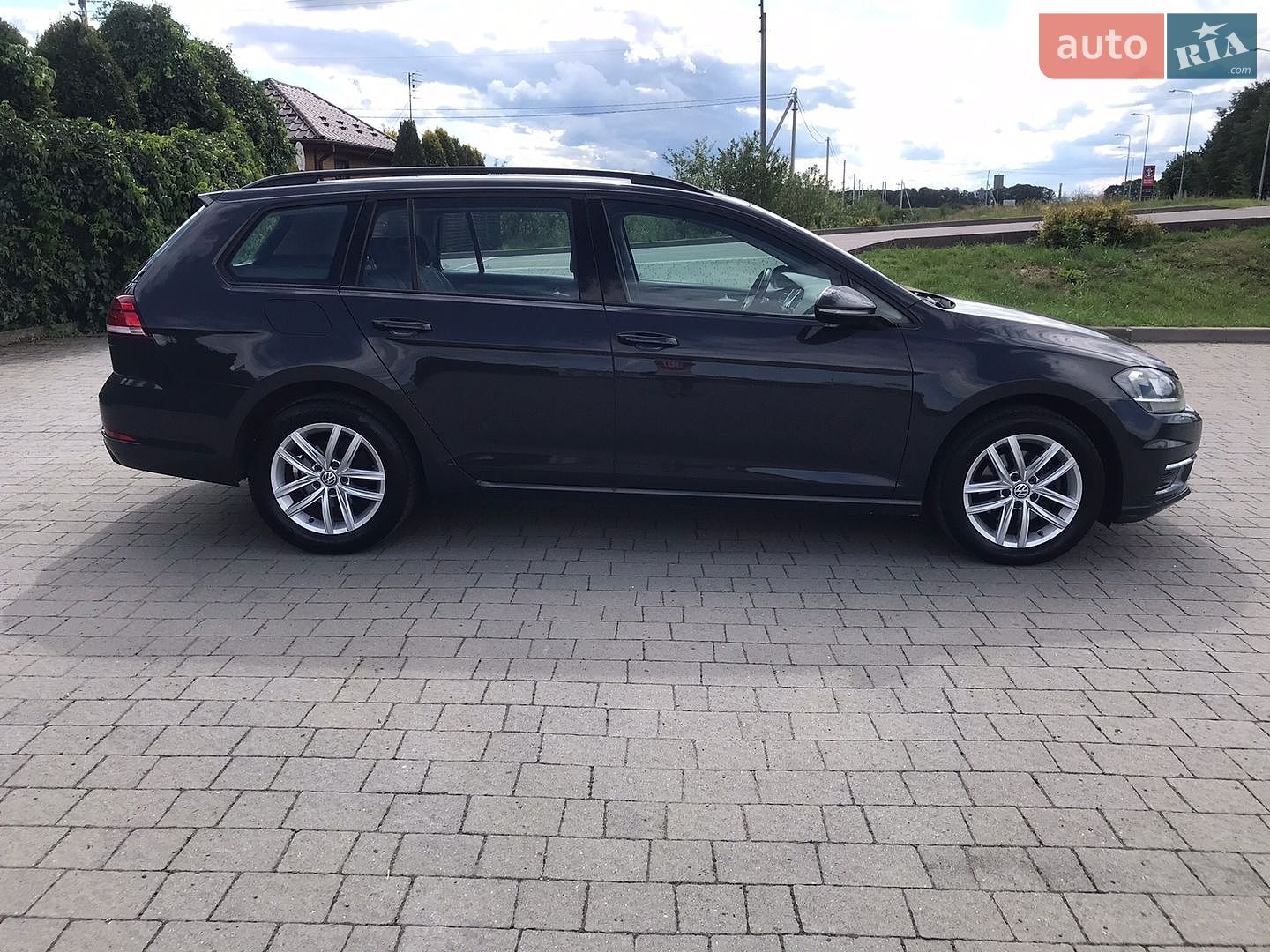 Volkswagen Golf 2020 VIN WVWZZZAUZLP553300 фото оголошення 5 з 29