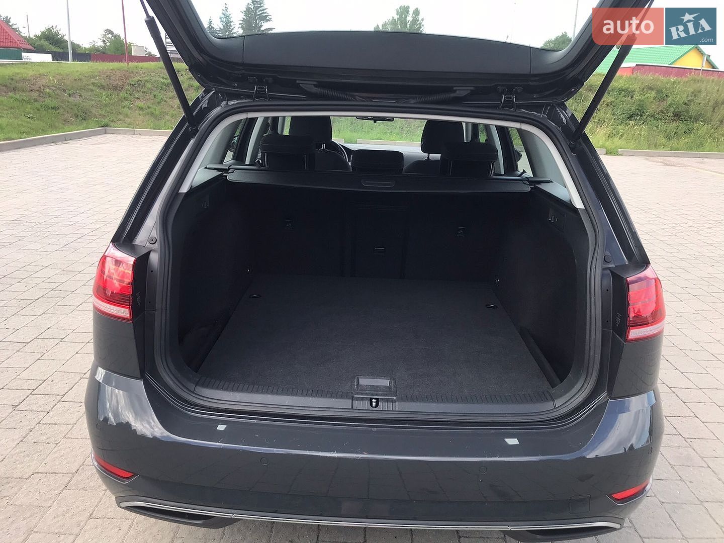 Volkswagen Golf 2020 VIN WVWZZZAUZLP553300 фото оголошення 7 з 29