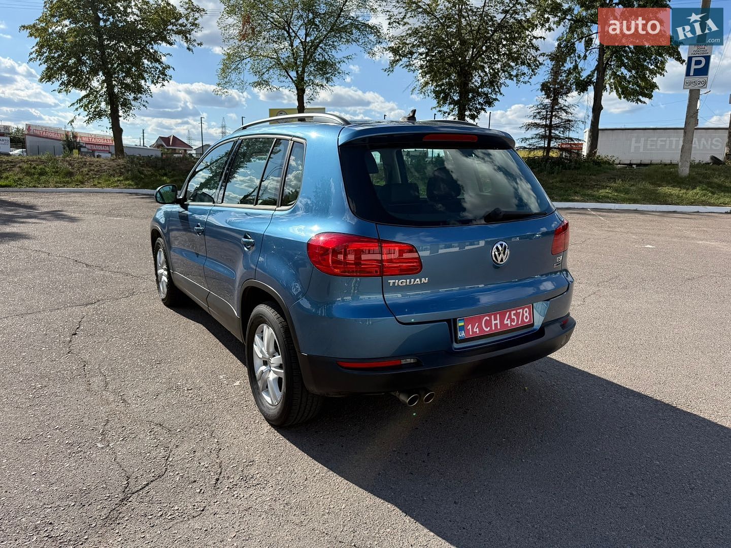 Volkswagen Tiguan 2017 VIN WVGBV7AX5HK010484 фото оголошення 4 з 21