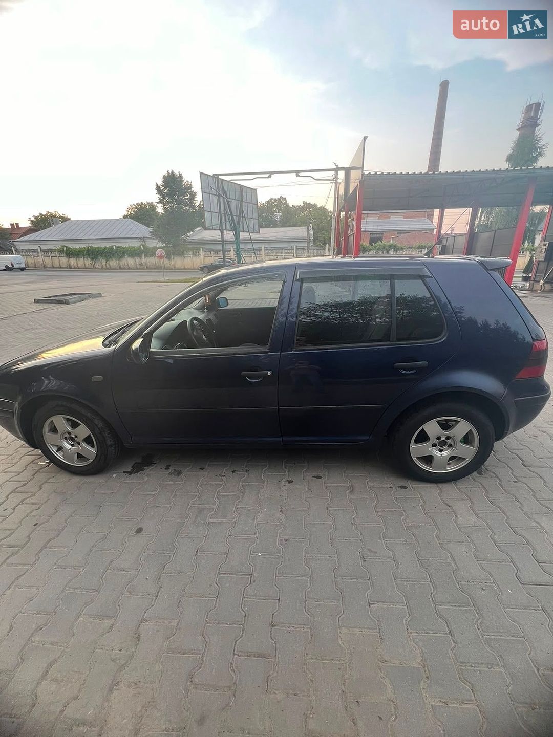 Volkswagen Golf 2001 VIN WVWZZZ1JZ1W672111 фото оголошення 3 з 17