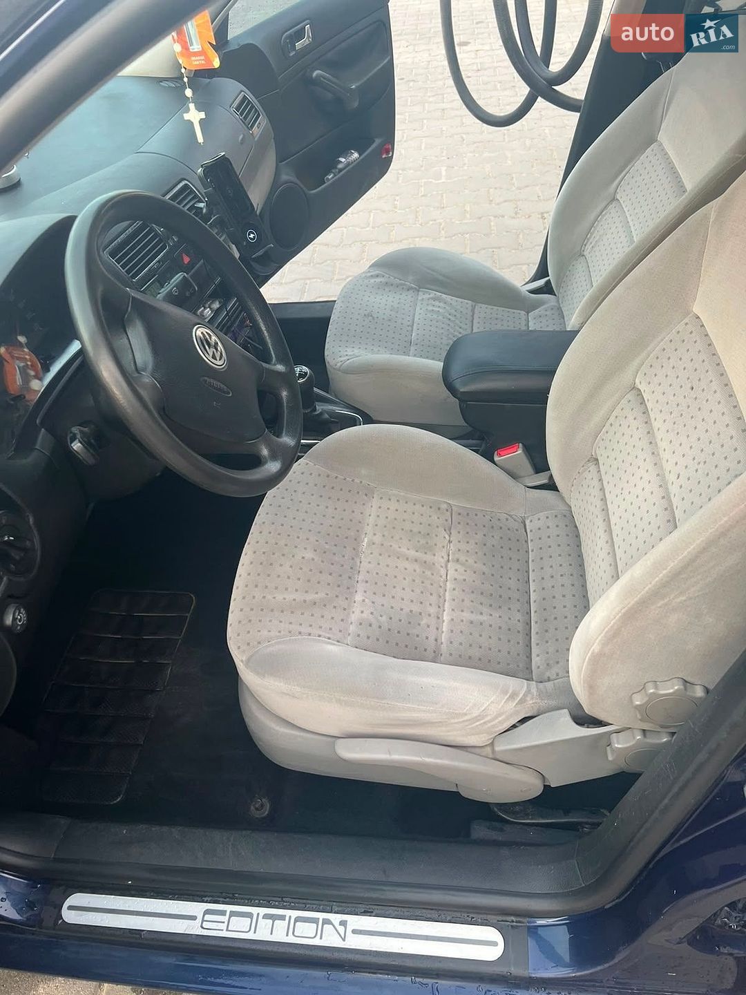 Volkswagen Golf 2001 VIN WVWZZZ1JZ1W672111 фото оголошення 16 з 17