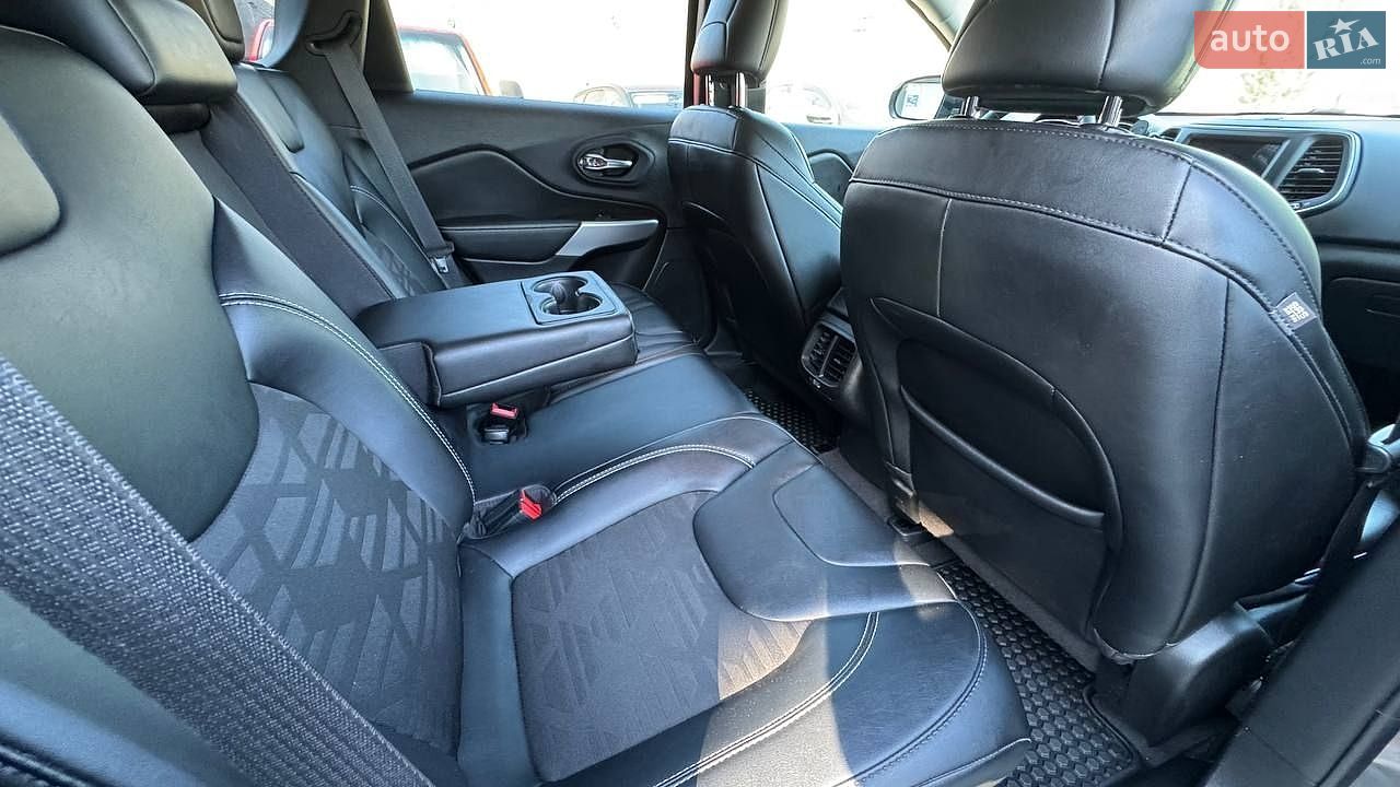 Jeep Cherokee 2022 VIN 1C4PJMCX0ND538919 фото оголошення 11 з 29