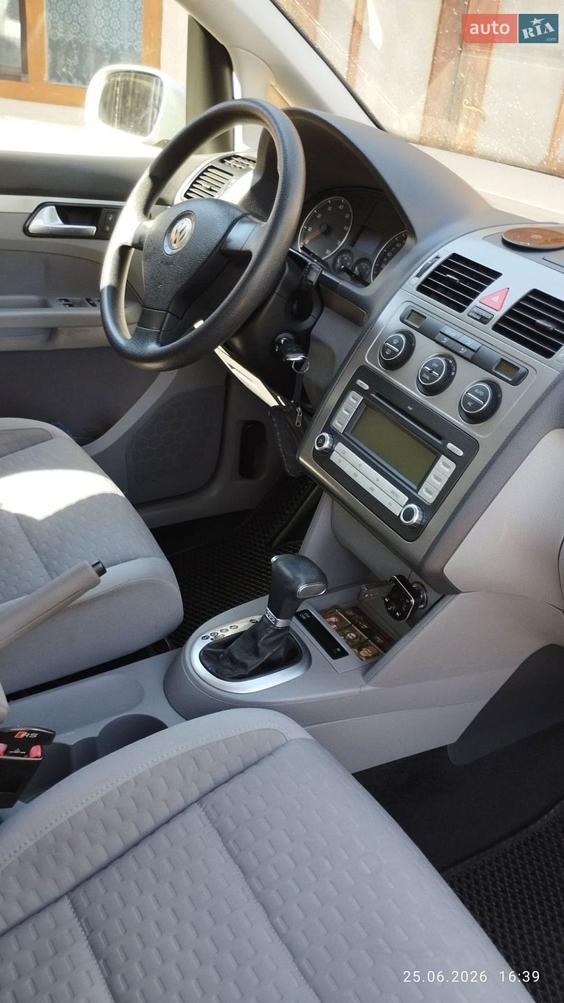 Volkswagen Touran 2008 VIN WVGZZZ1TZ8W108305 фото оголошення 8 з 21