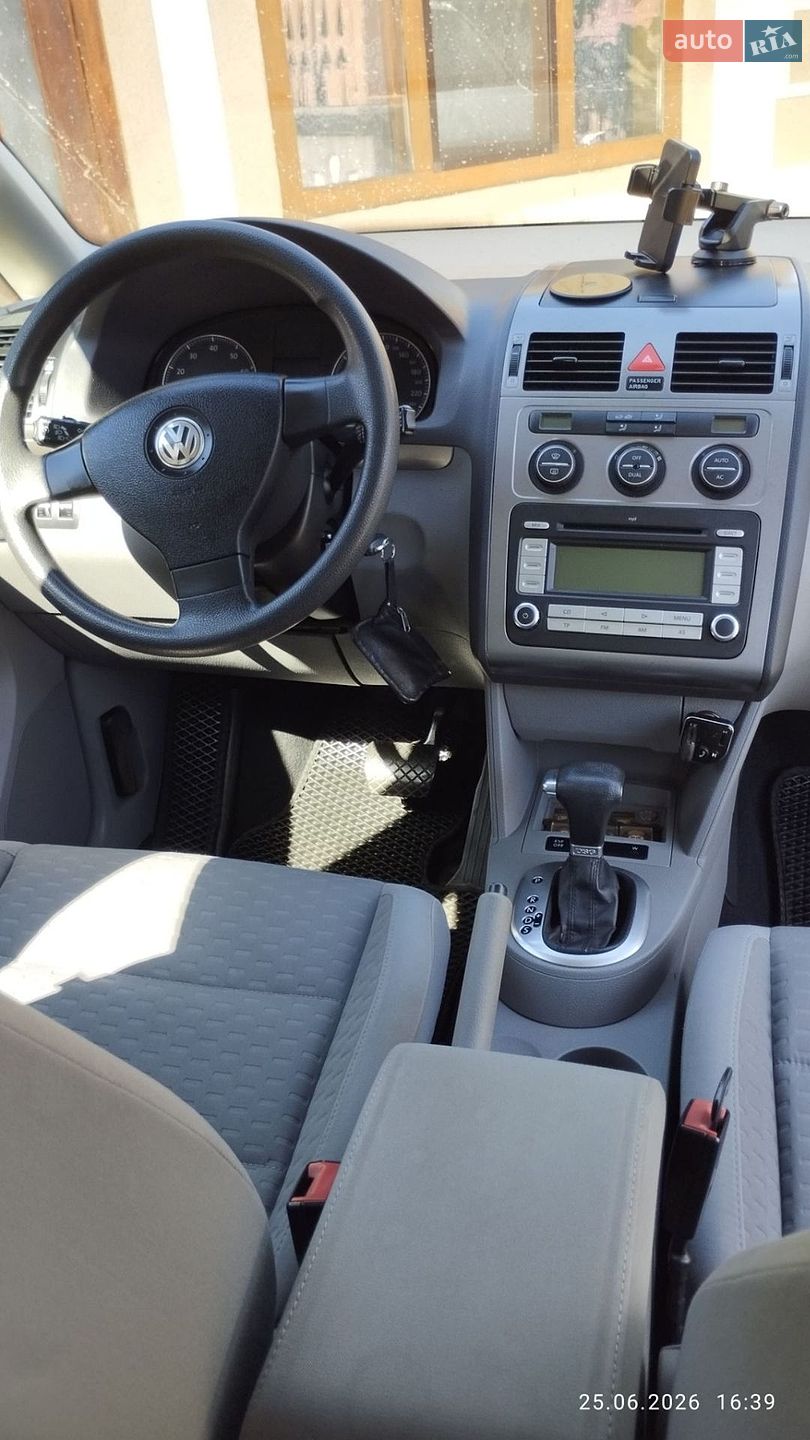 Volkswagen Touran 2008 VIN WVGZZZ1TZ8W108305 фото оголошення 10 з 21