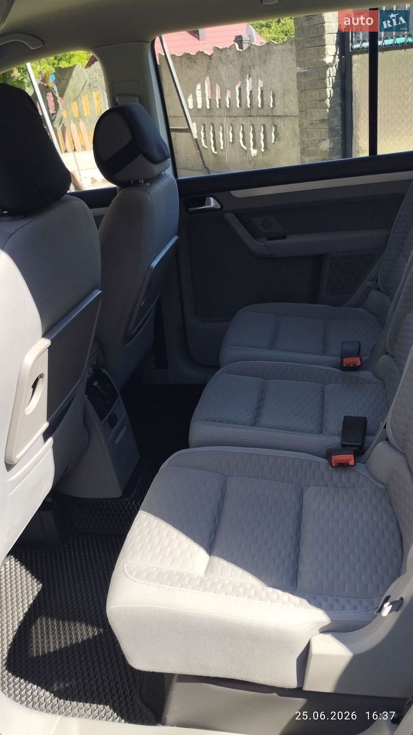 Volkswagen Touran 2008 VIN WVGZZZ1TZ8W108305 фото оголошення 17 з 21