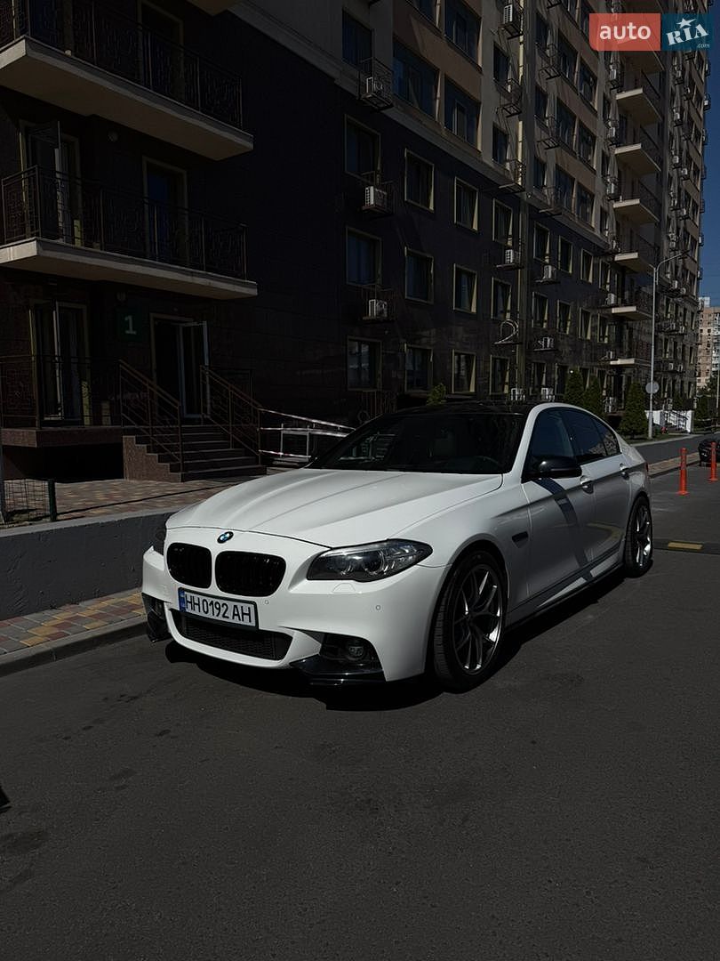 BMW 5 Series 2015 VIN WBA5B1C56GG129002 фото оголошення 2 з 16
