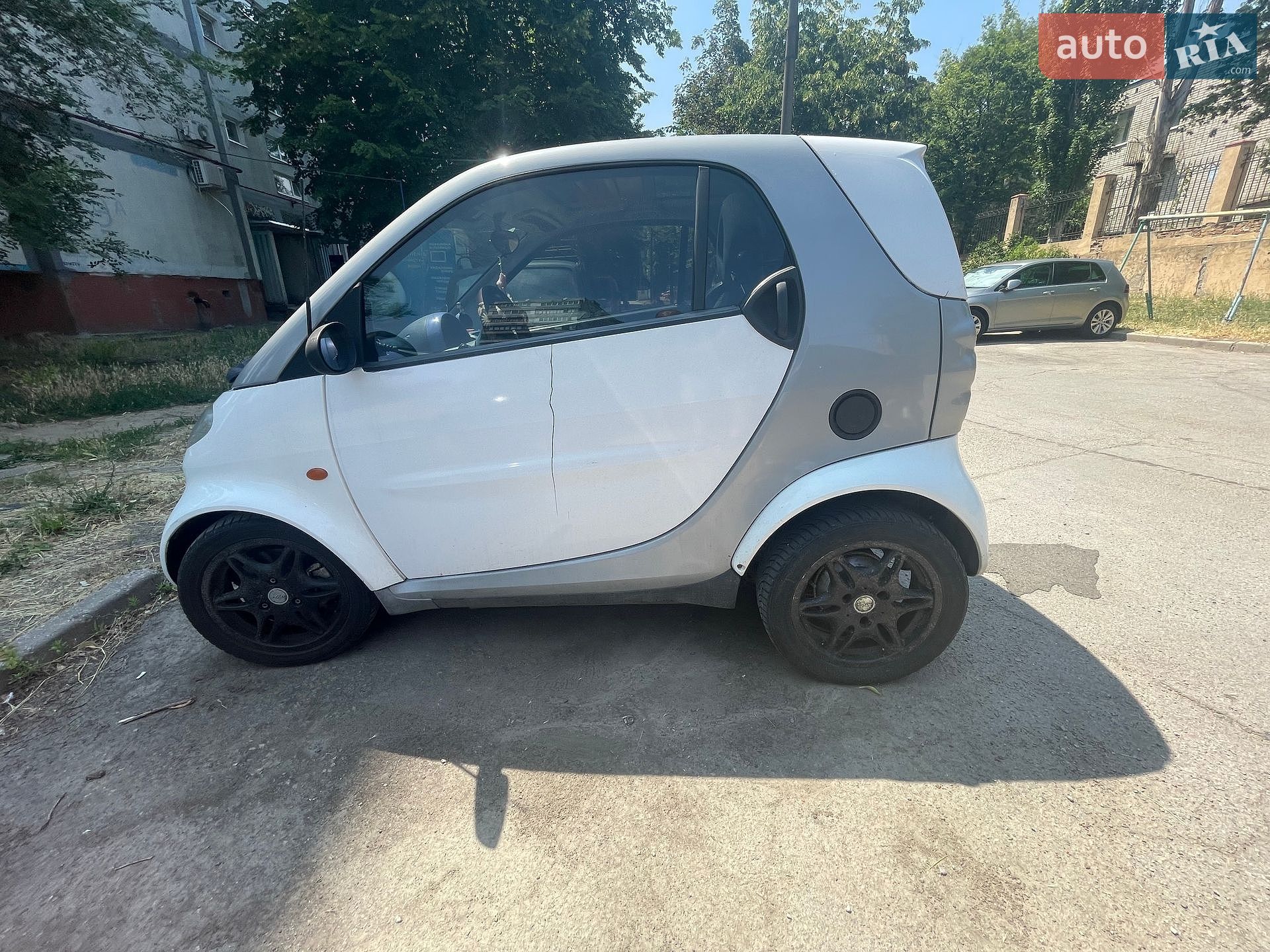 Smart Fortwo 2000 VIN WME01MC01YH008886 фото оголошення 2 з 6